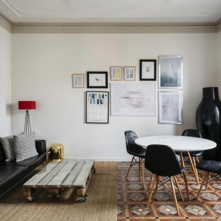 Barcelona Apartment Val - Standard One-Bedroom Apartment - 1