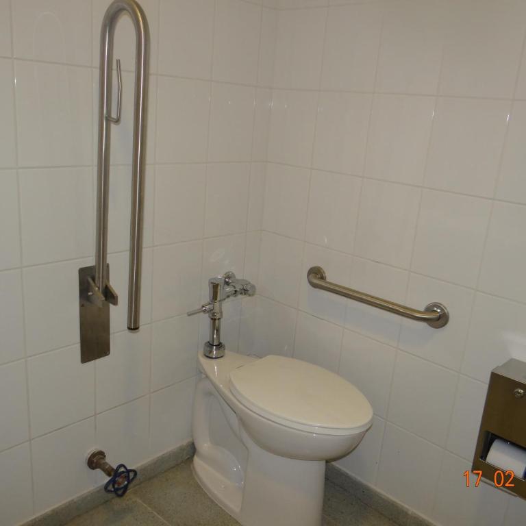 Hostal Santa Fe - Family Room with Private Bathroom - 8