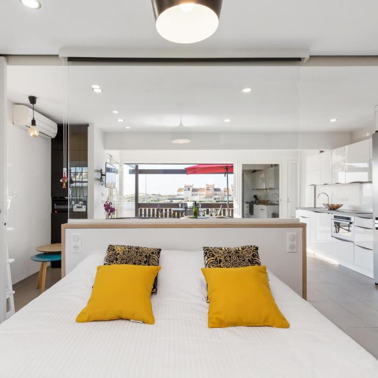 Villa Rocca - vue mer - terrasse - parking - plage - Village Naturiste - Apartment mit 1 Schlafzimmer - 13