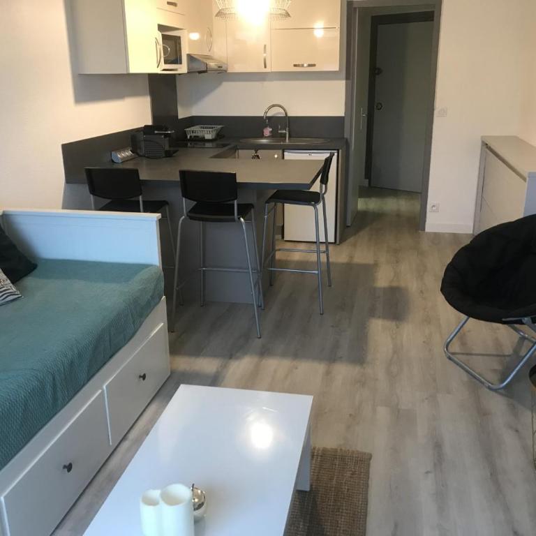 Studio entre le phare de Biarritz et la plage d'Anglet - Appartement - 6