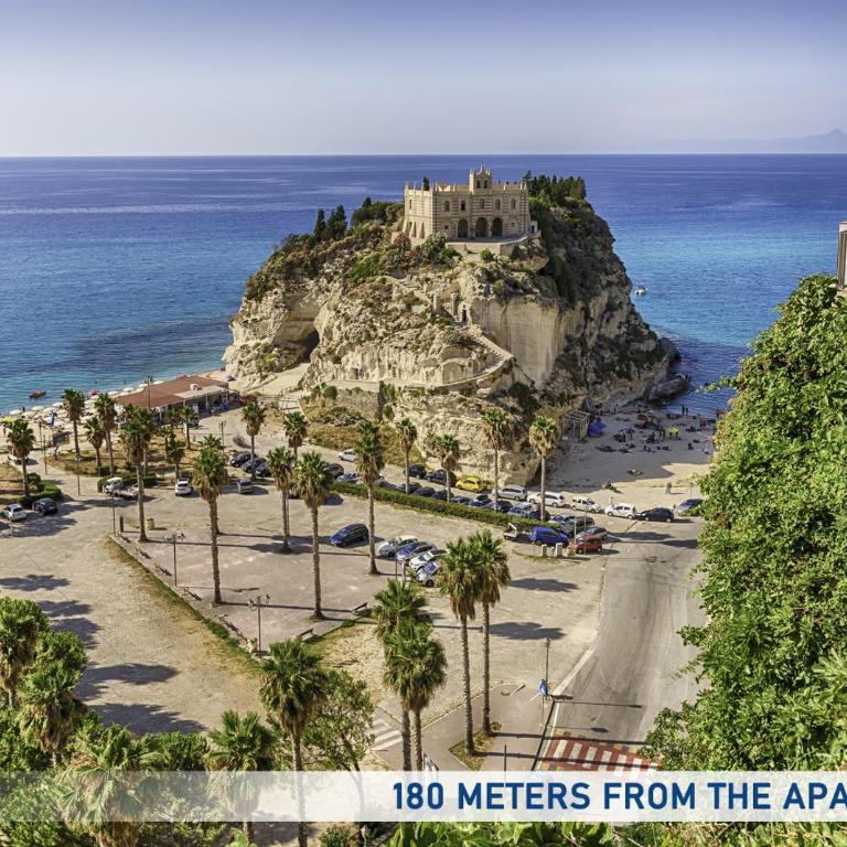 PIENO CENTRO APARTMENT TROPEA - Private Parking - Appartamento su 2 Livelli - 33