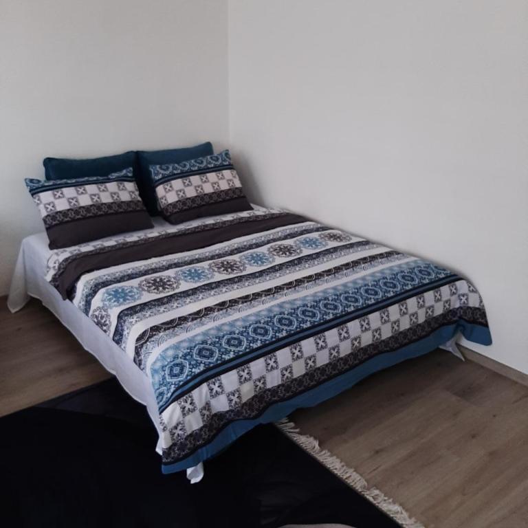 Great Apartment Adi - One-Bedroom Apartment - 3