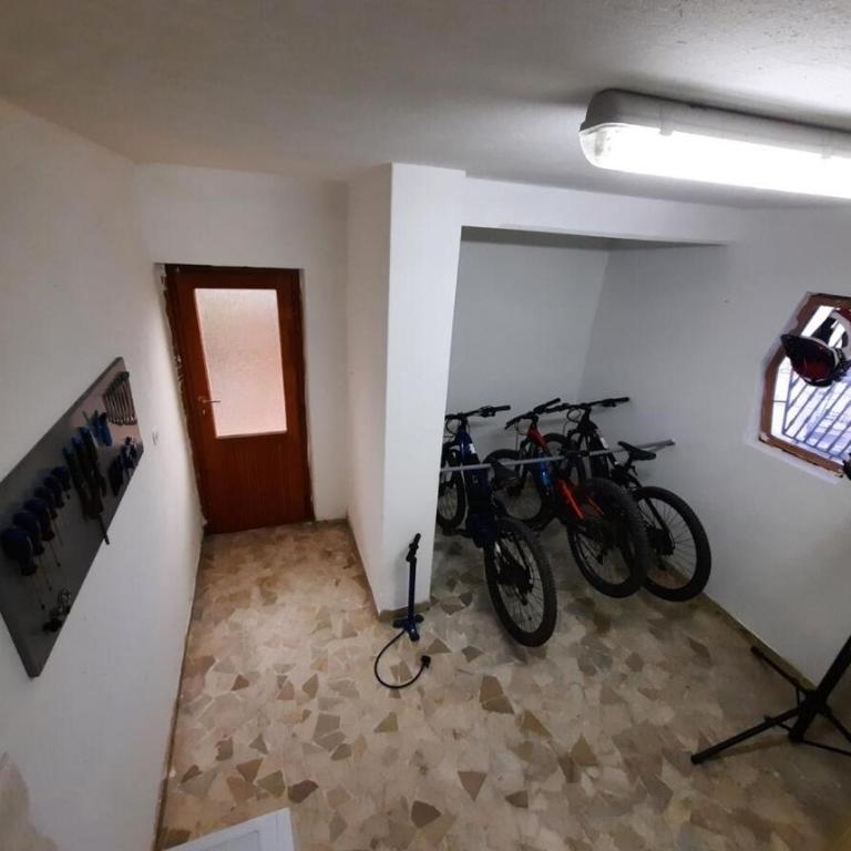 CASA BELL - Appartamento con parcheggio privato e bike room - Appartamento con 2 Camere da Letto - 34