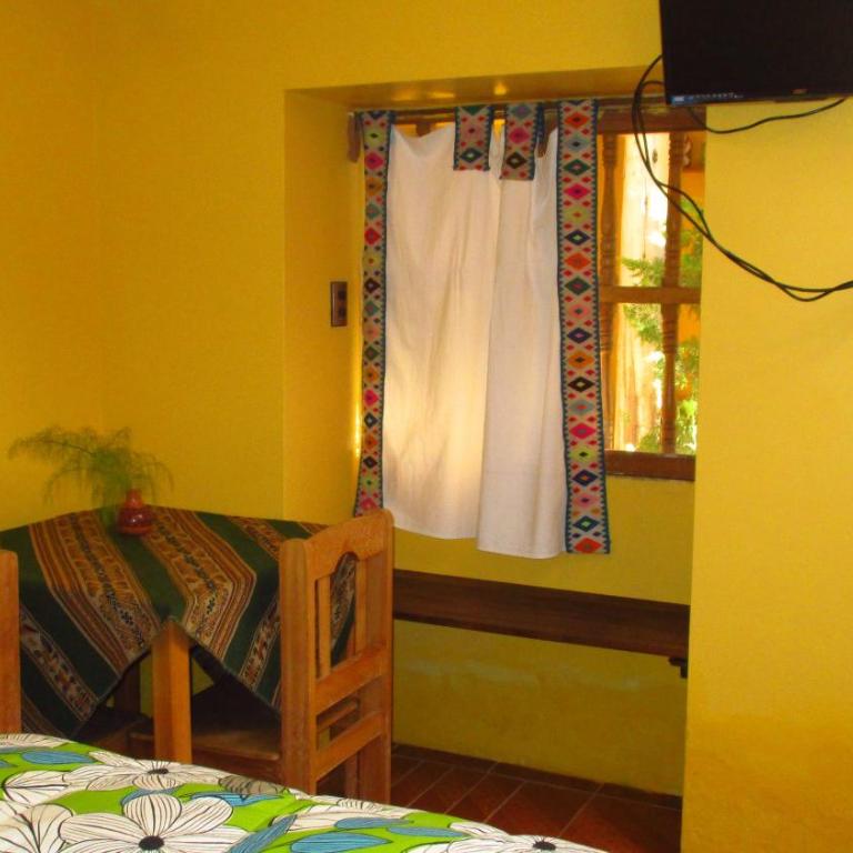 Hospedaje Familiar Kitamayu Pisac - Habitación Doble con baño privado - 1