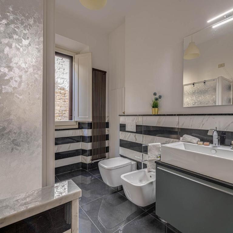 Apartments Florence - Golden Tower with View - Appartamento con 2 Camere da Letto - 13
