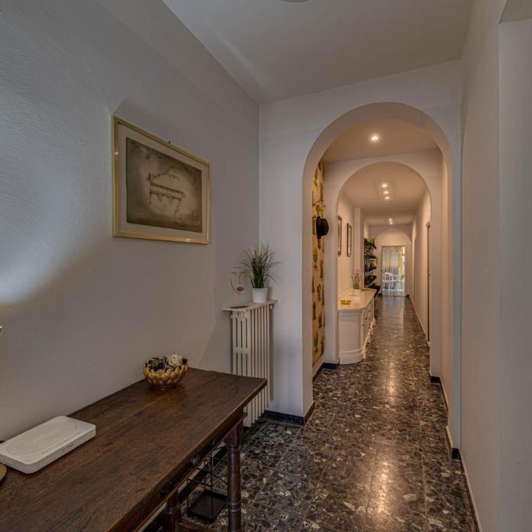 Apartments Florence - Golden Tower with View - Appartamento con 2 Camere da Letto - 24