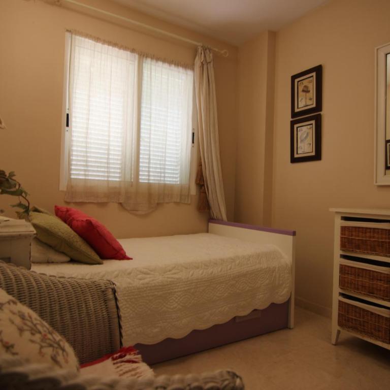 Apartamento planta baja en la playa de Javea, reserva minima 10 noches - Apartamento de 3 dormitorios - 24