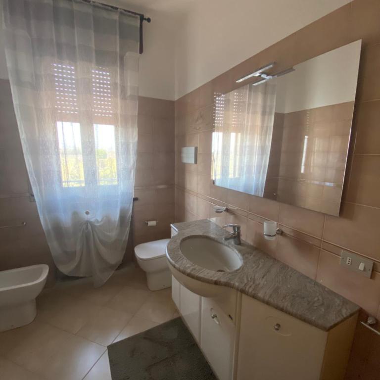 Casa Luigi - appartamenti a Peschiera del Garda - Appartamento con 3 Camere da Letto - 7