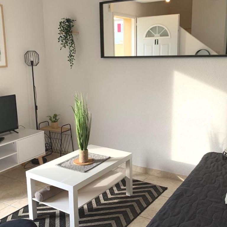 Maison T4 -Jardin+ Parking+ Clim -Proche Remparts - Three-Bedroom Apartment - 2