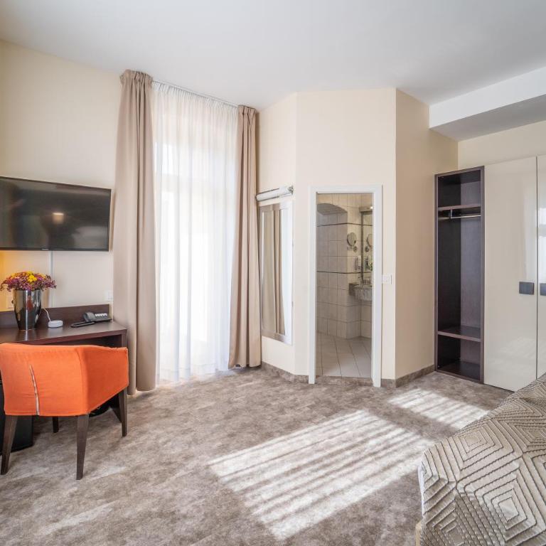 Galerie Hotel - Premium Doppelzimmer mit Balkon - 1