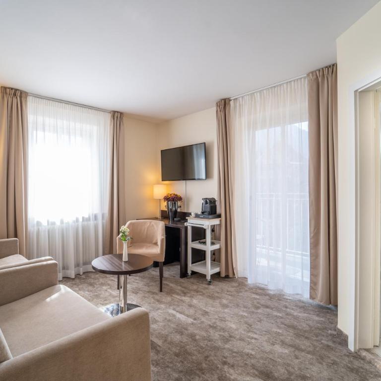 Galerie Hotel - Familienzimmer - 3