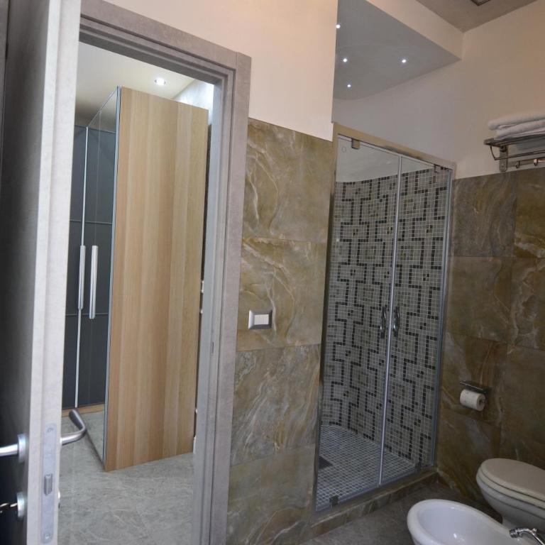 SILVER SUITE - Appartamento con 1 Camera da Letto - 39