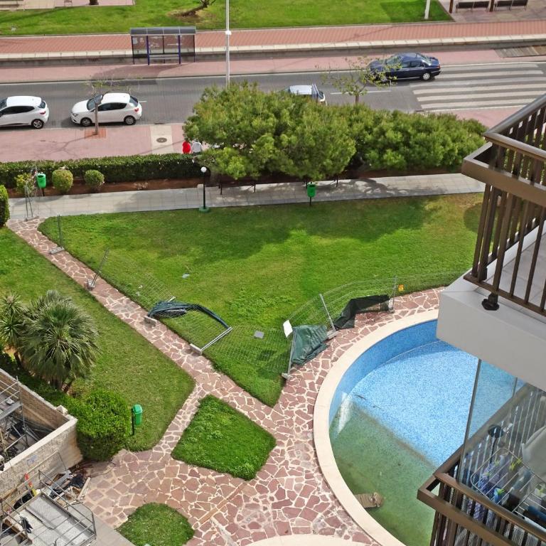 MANILA GANDIA - Alquiler solo familias - Apartamento de 3 dormitorios - 20