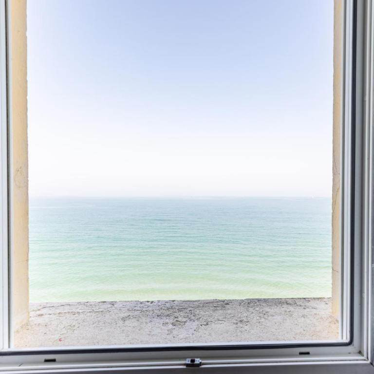 Hotel Kyriad Saint Malo Centre Plage - Suite Junior - Vue sur Mer - 6