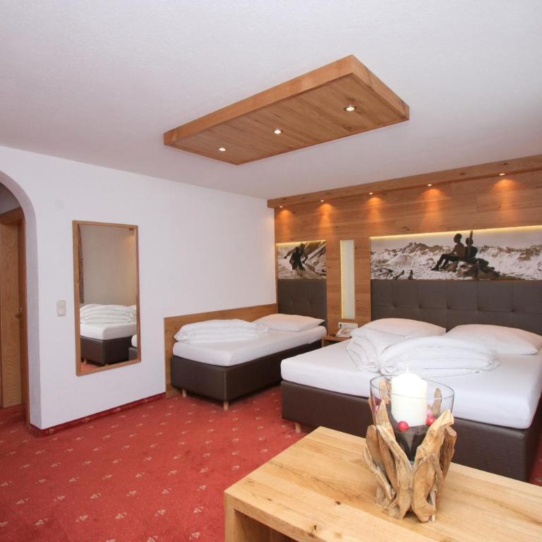 Hotel Garni Corinna - Dreibettzimmer - 1