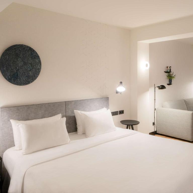 Radisson Blu 1882 Hotel, Barcelona Sagrada Familia - Family Room - 2