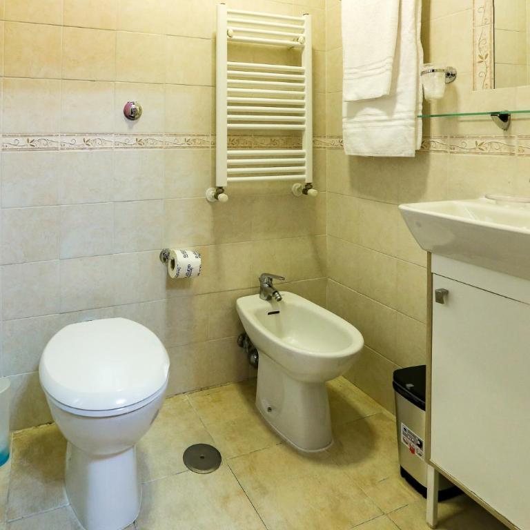 Lydka Domus - Standard Triple Room - 5