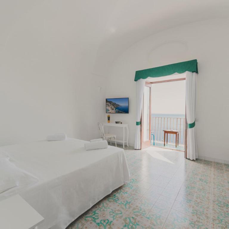 Villa Nettuno - Camera Superior Matrimoniale/Doppia con Letti Singoli con Vista Mare - 9
