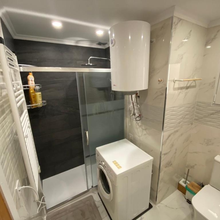 Orihuela Costa 2-bedroom 1-bath renovated vacation rental on La Zenia Beach - Apartamento de 2 dormitorios - 18