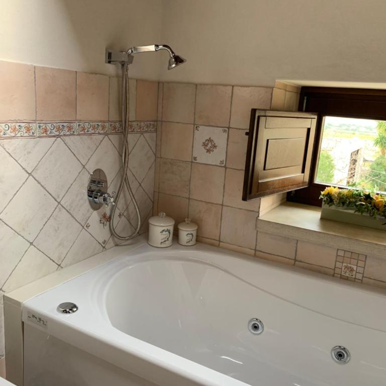 Il Casale di Luisa - Camera Matrimoniale/Doppia con Letti Singoli con Bagno Privato Esterno - 37