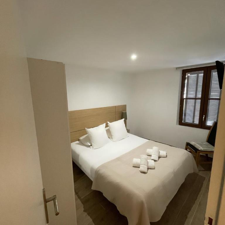 Cassis Loc - Appartement meublé - GALINETTE Apartment with Sea View - No Terrace - Not in a hotel - 4