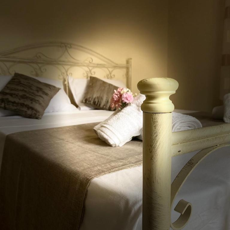 Casa Mary - Two-Bedroom Apartment - 14