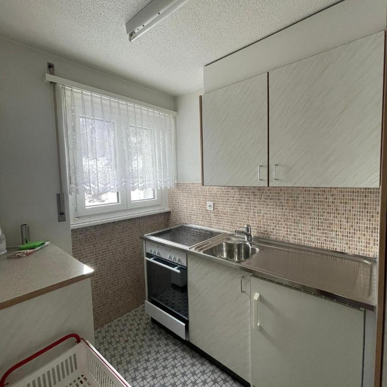 Haus Atlantic Leukerbad - Apartment mit Balkon - 7