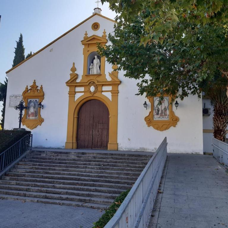 Loft La Calahorra con posibilidad de aparcamiento Pregunta por el PACK MÁS AMOR - Apartamento de 1 dormitorio - 42