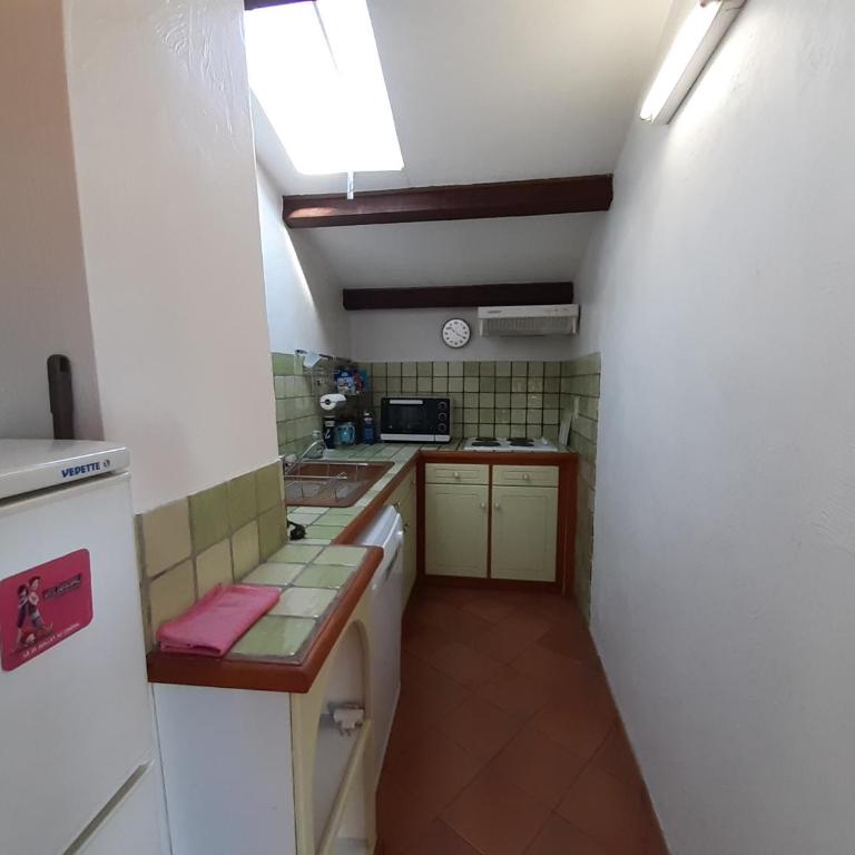Mas des Eucalyptus - Appartement avec Terrasse - 13