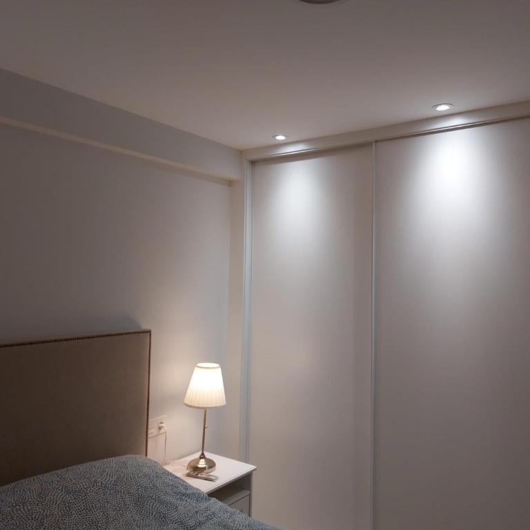 Ordoño II Suites con Aire Acondicionado y Wifi - Apartamento de 1 dormitorio con balcón - 5