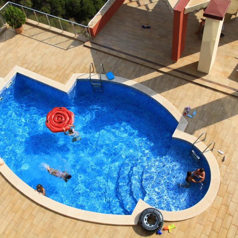 Bella Costa Lux - Two-Bedroom Apartment - 29