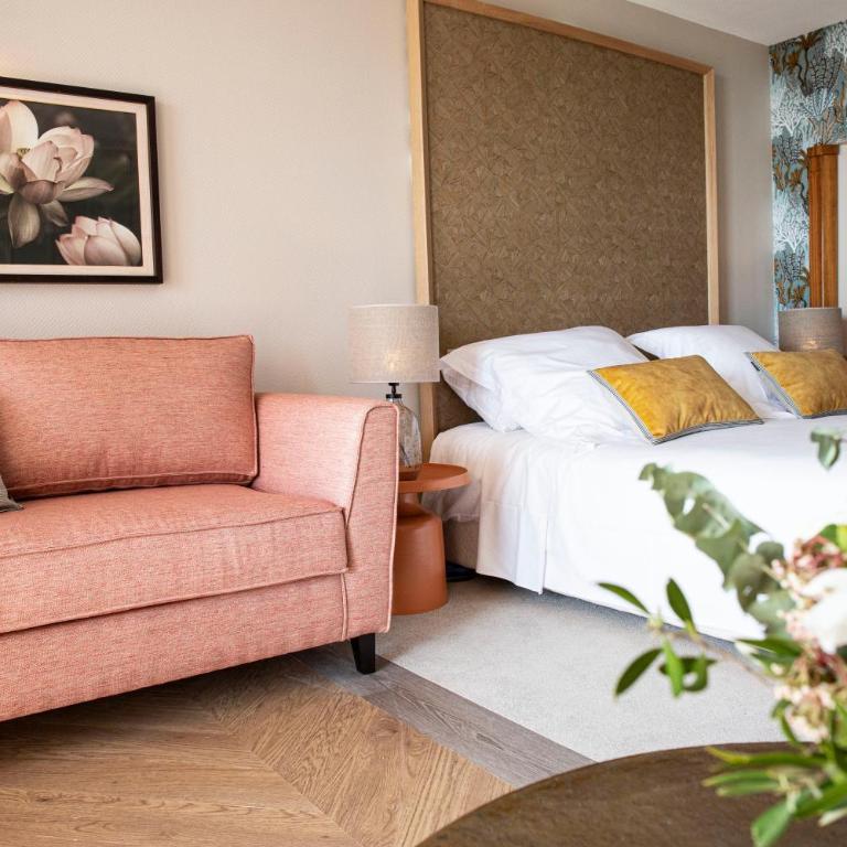 Grand Hôtel Les Flamants Roses Thalasso & Spa - Chambre Double avec Accès Gratuit au Spa - Vue sur Jardin - 1