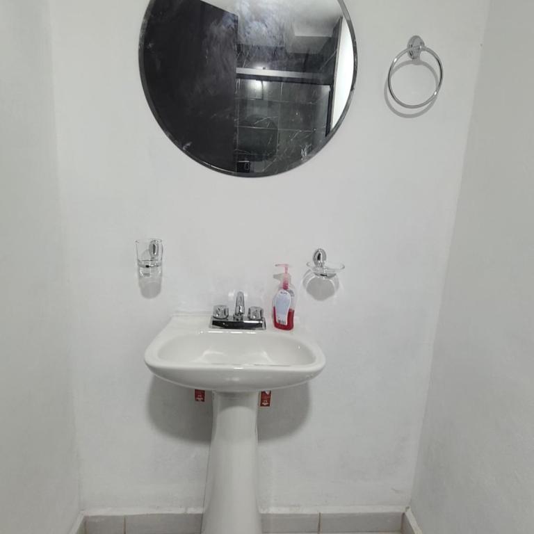 Sundaze Homestay - Double Room with Private Bathroom - 5