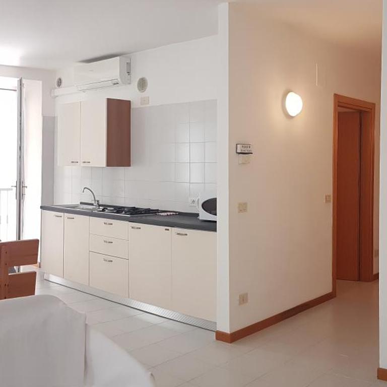 Casa Sandra Bertolini Appartamenti - Large Two-Bedroom Apartment - 6