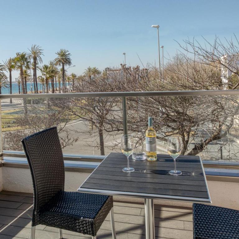 Hotel Marina - Habitación Doble con vista parcial al mar - 1 o 2 camas - 3