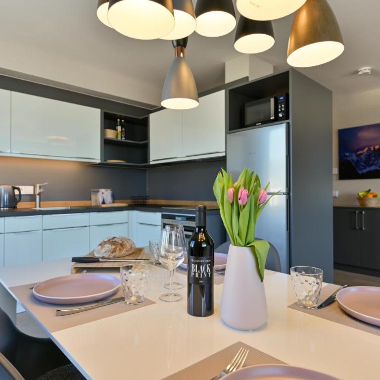Apartment BergArt - One-Bedroom Penthouse with Balcony and Mountain View - 26