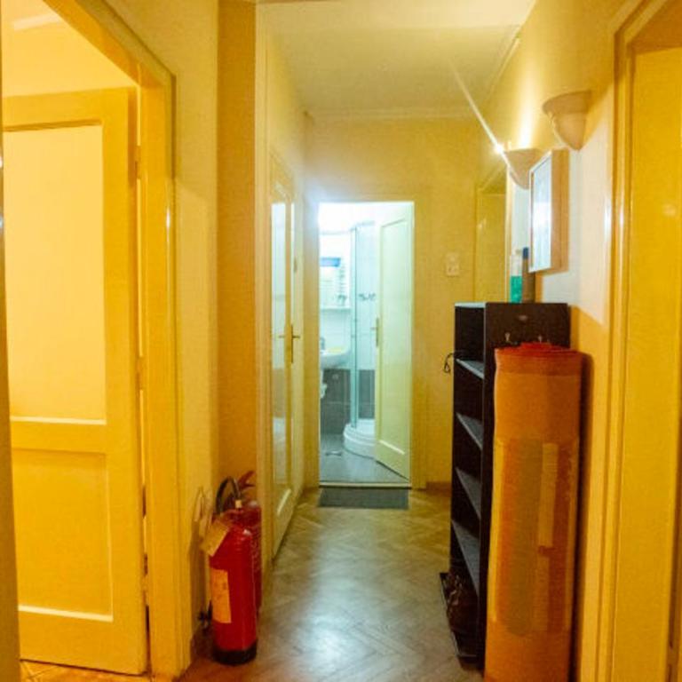 Private cozy room 2 with shared kitchen in appartment - Dvokrevetna Soba sa Zasebnim Krevetima - 5