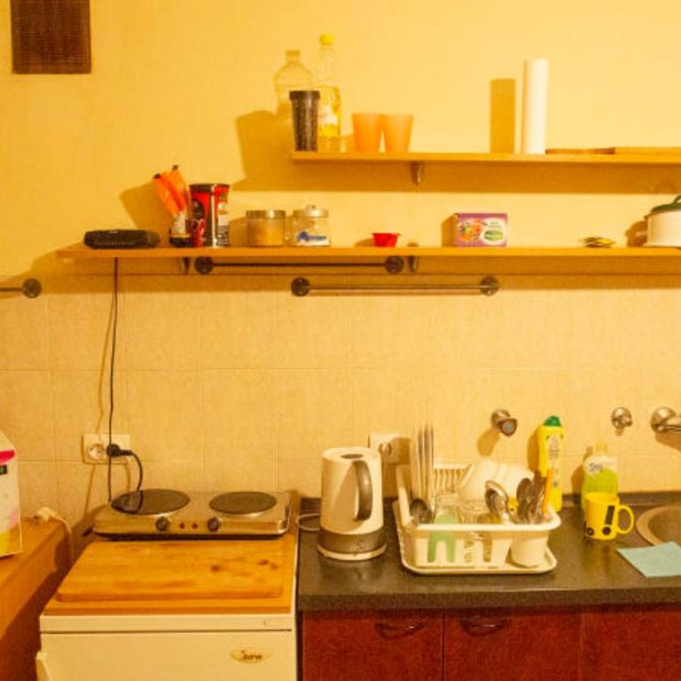 Private cozy room 2 with shared kitchen in appartment - Dvokrevetna Soba sa Zasebnim Krevetima - 9
