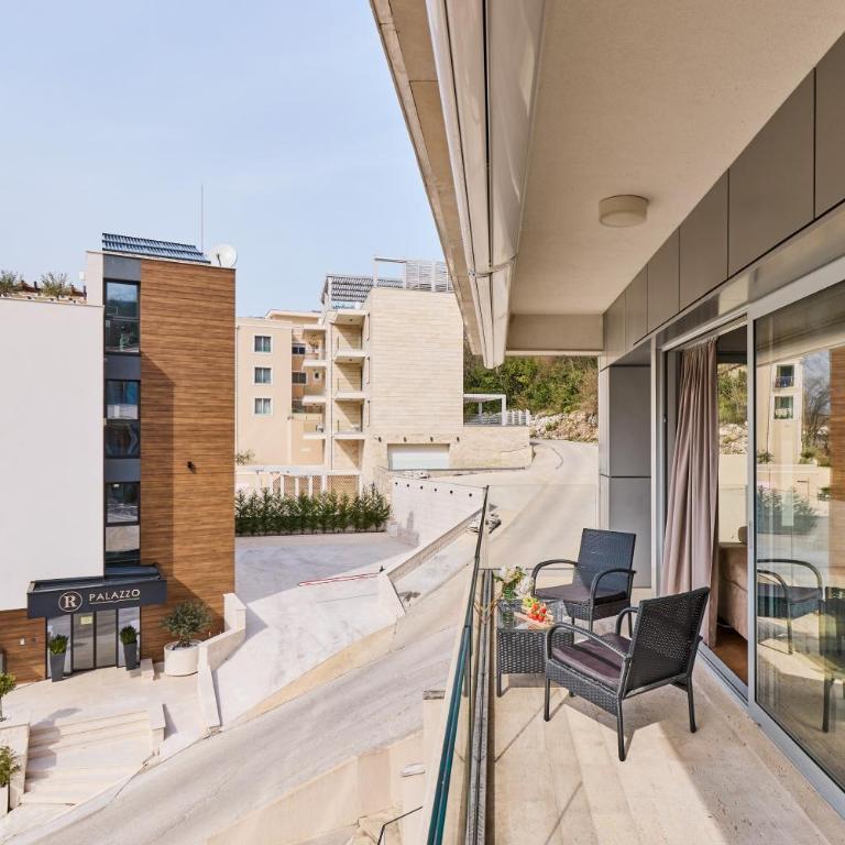 Neda's Stunning View - Two-Bedroom Apartment - 4