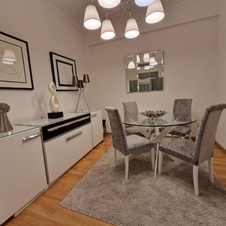 Céntrico Apartamento con parking - Apartamento de 3 dormitorios (6 adultos) - 5
