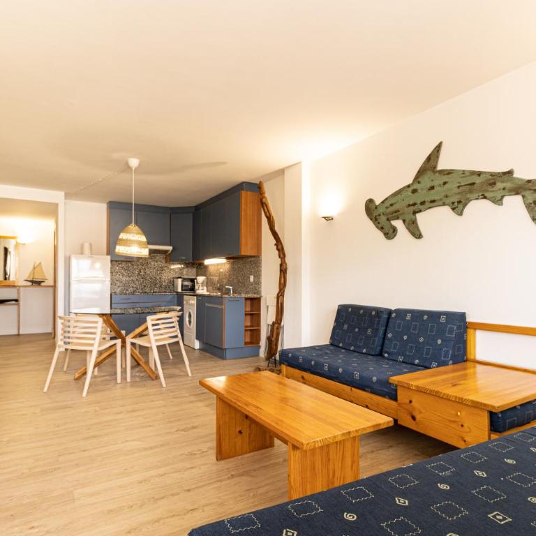 Vista Roses Mar - Apartamento con piscina II - Apartamento Superior de 2 dormitorios - 3
