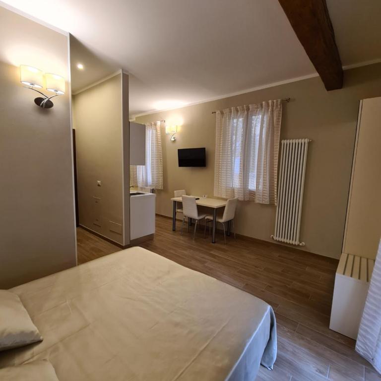La Magnolia B&B - Triple Room with Terrace - 10