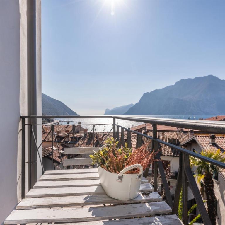 La Terrazza del Lago - Apartment with Lake View - 23