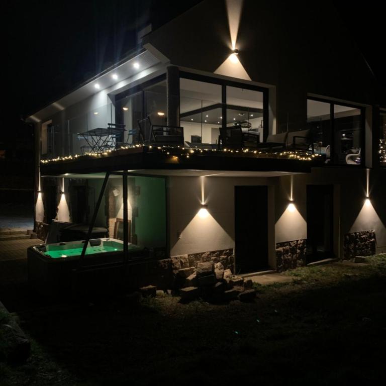 Villa l'hermine Vue mer exceptionnelle, prestation luxe contemporaine avec cinema et spa, borne voit électrique - Villa - 44