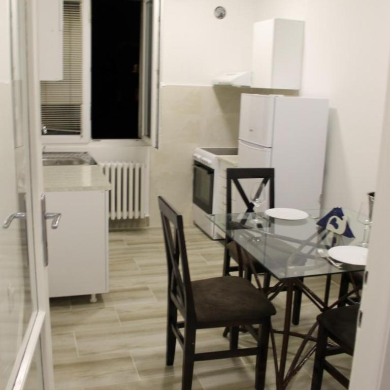 Apartment 51 - Bright, spacious, lux 1 bedroom in the city center - Stari grad - Apartman sa 1 Spavaćom Sobom - 6