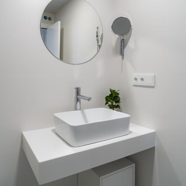AAC Málaga - Amplio apartamento con terraza, totalmente equipado, nuevo, muy bien ubicado - Apartamento con terraza - 5