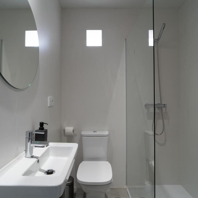 AAC Málaga - Amplio apartamento con terraza, totalmente equipado, nuevo, muy bien ubicado - Apartamento con terraza - 15