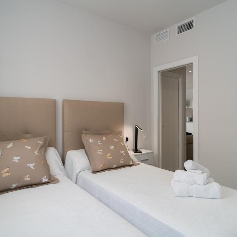 AAC Málaga - Amplio apartamento con terraza, totalmente equipado, nuevo, muy bien ubicado - Apartamento con terraza - 9