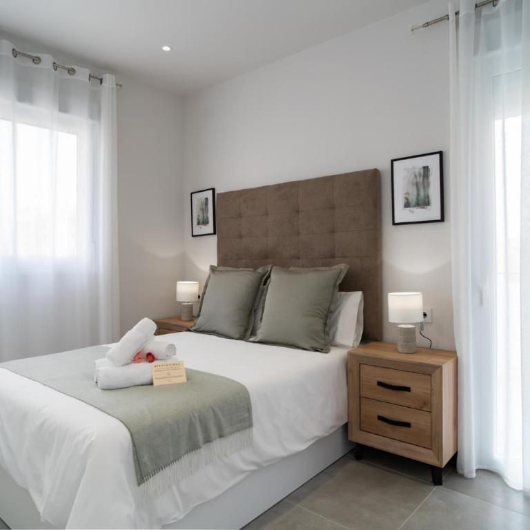 AAC Málaga - Amplio apartamento con terraza, totalmente equipado, nuevo, muy bien ubicado - Apartamento con terraza - 2