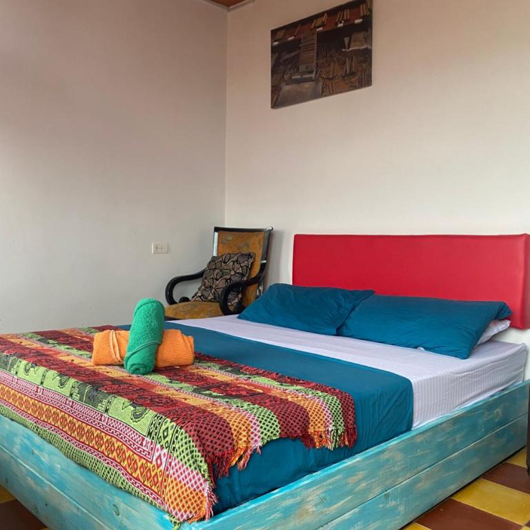 Havana Dance School & Hostel - Double Room with Mountain View - 3